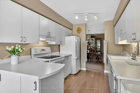 1099 Clonsilla Avenue Peterborough ON K9J 8L8