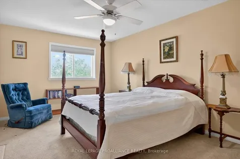 1099 Clonsilla Avenue Peterborough ON K9J 8L8