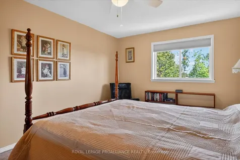 1099 Clonsilla Avenue Peterborough ON K9J 8L8