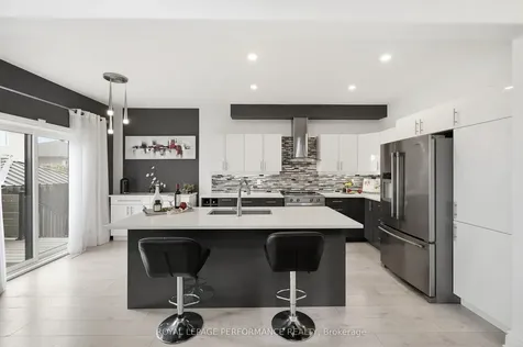 800 Platinum Street Clarence-rockland ON K4K 0J2