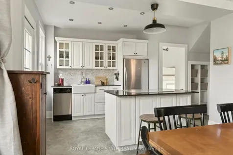 116 Homewood Avenue Hamilton ON L8P 2M5