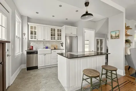 116 Homewood Avenue Hamilton ON L8P 2M5