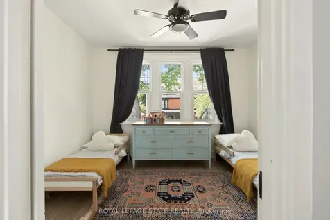 116 Homewood Avenue Hamilton ON L8P 2M5