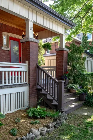 116 Homewood Avenue Hamilton ON L8P 2M5