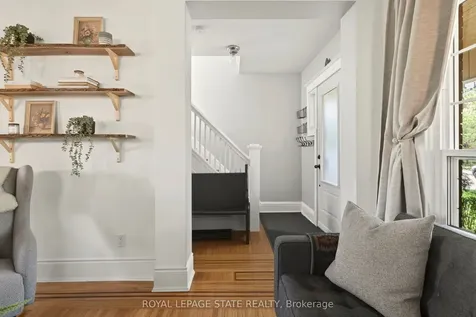 116 Homewood Avenue Hamilton ON L8P 2M5