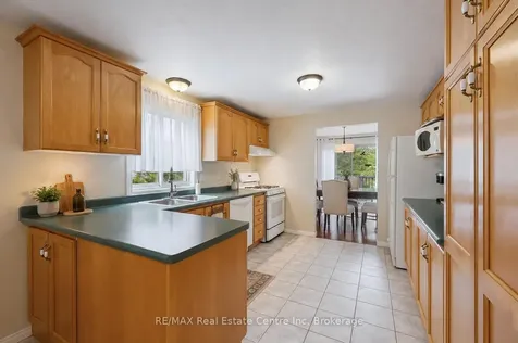 17 Gibbs Crescent Guelph ON N1G 5B6