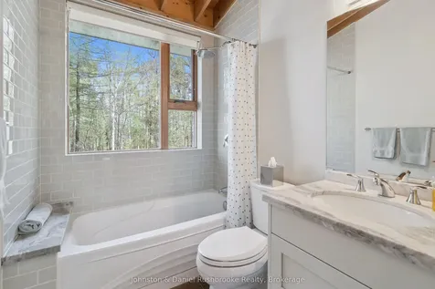 1150 Road 1000 N/a Gravenhurst ON P1P 0E7
