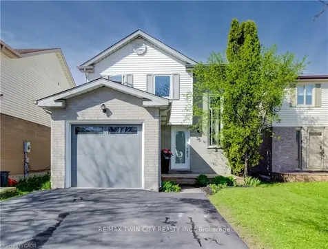 35 Camrose Court Kitchener ON N2M 5J3