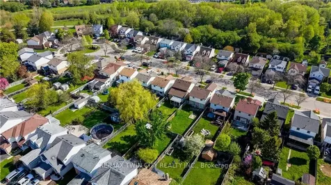 35 Camrose Court Kitchener ON N2M 5J3