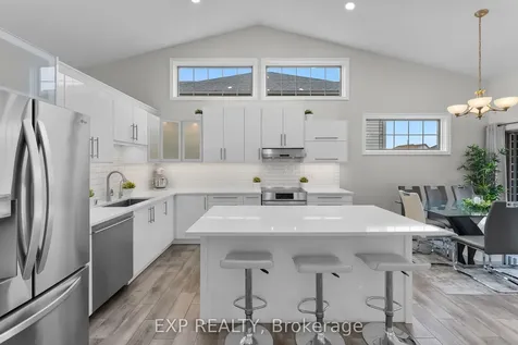 7032 Kelly Drive Niagara Falls ON L2H 3J9