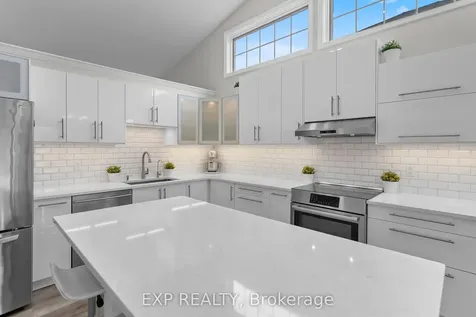 7032 Kelly Drive Niagara Falls ON L2H 3J9