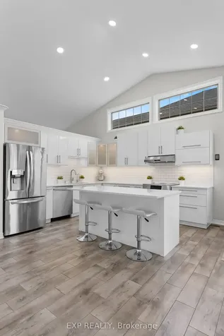 7032 Kelly Drive Niagara Falls ON L2H 3J9