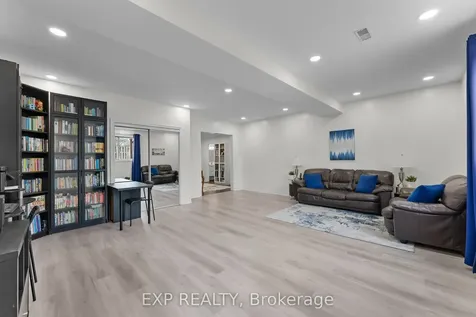 7032 Kelly Drive Niagara Falls ON L2H 3J9