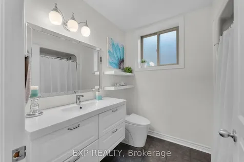 7032 Kelly Drive Niagara Falls ON L2H 3J9