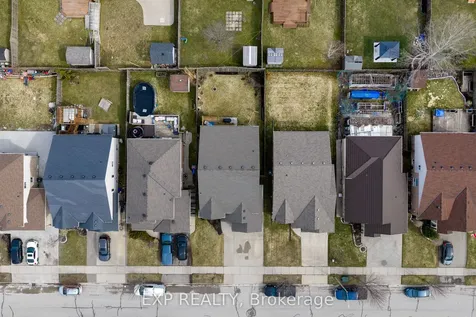 7032 Kelly Drive Niagara Falls ON L2H 3J9