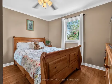 21 Hilda Street St. Catharines ON L2S 1Z7