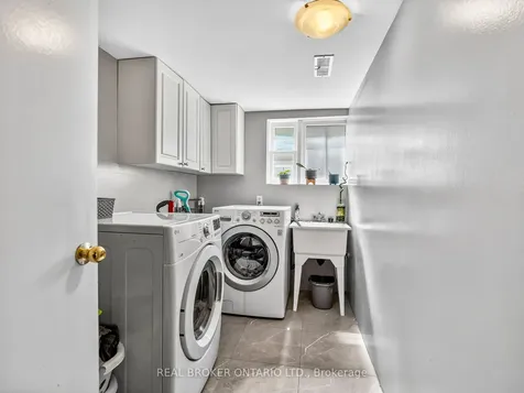 21 Hilda Street St. Catharines ON L2S 1Z7