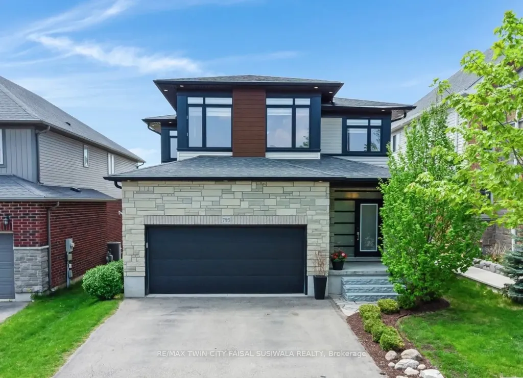 795 Autumn Willow Drive Waterloo ON N2V 0C3
