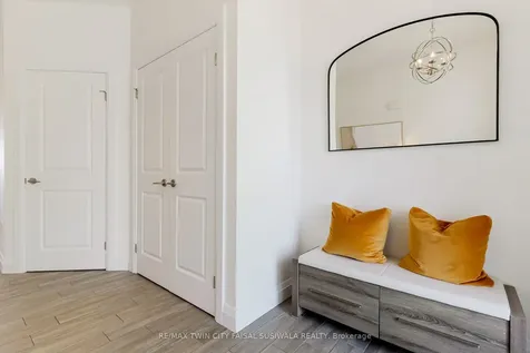 795 Autumn Willow Drive Waterloo ON N2V 0C3
