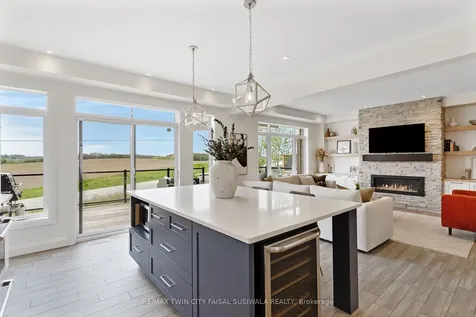 795 Autumn Willow Drive Waterloo ON N2V 0C3