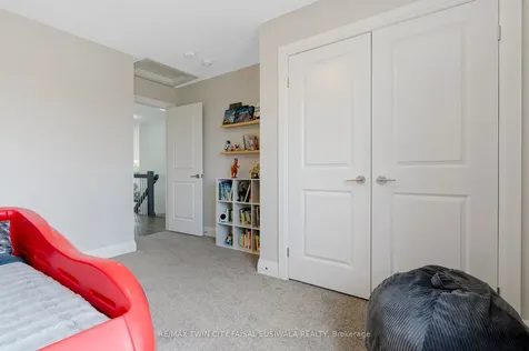 795 Autumn Willow Drive Waterloo ON N2V 0C3