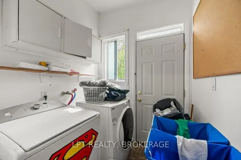 3 Holland Crescent Kingston ON K7M 2V7