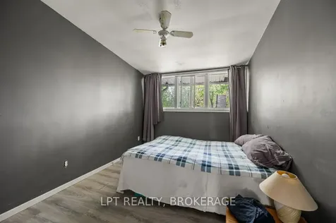 3 Holland Crescent Kingston ON K7M 2V7