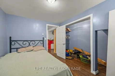 3 Holland Crescent Kingston ON K7M 2V7