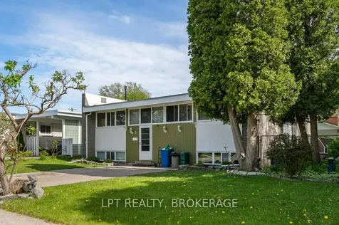3 Holland Crescent Kingston ON K7M 2V7