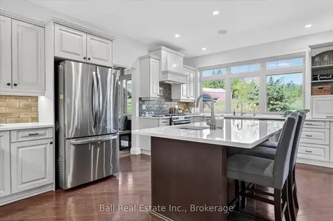 582 Lily Lake Road Selwyn ON K9J 6X3