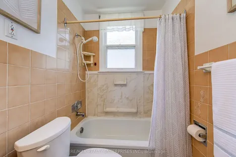269 East 26th Street Hamilton ON L8V 3C9
