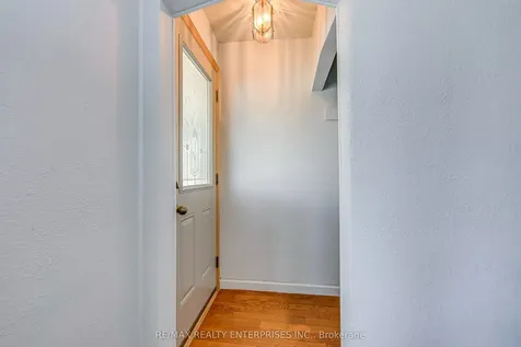269 East 26th Street Hamilton ON L8V 3C9