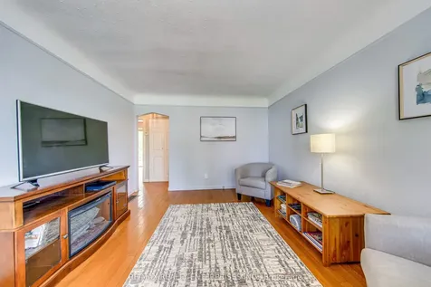 269 East 26th Street Hamilton ON L8V 3C9
