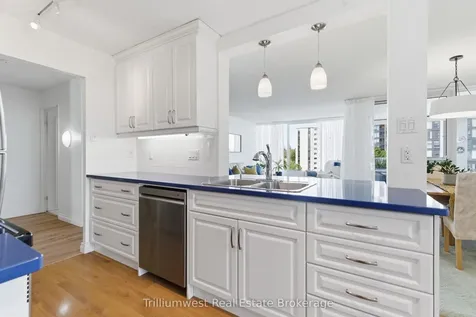 23 Woodlawn Road E Guelph ON N1H 7G6