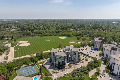 23 Woodlawn Road E Guelph ON N1H 7G6