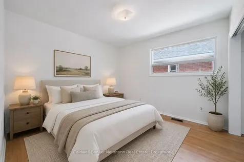 40 Fairview Boulevard Guelph ON N1G 1H4