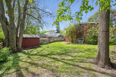 40 Fairview Boulevard Guelph ON N1G 1H4