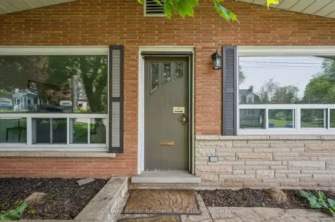 40 Fairview Boulevard Guelph ON N1G 1H4
