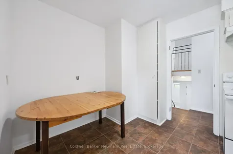 40 Fairview Boulevard Guelph ON N1G 1H4