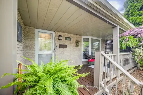 106 Parkland Crescent Waterloo ON N2N 1S4