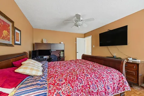29 Jackson Court Kanata ON K2K 1B6