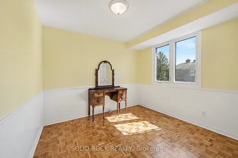 29 Jackson Court Kanata ON K2K 1B6