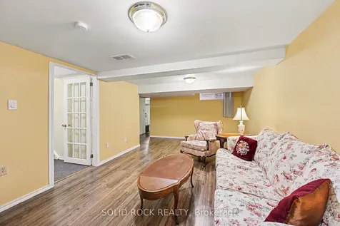 29 Jackson Court Kanata ON K2K 1B6