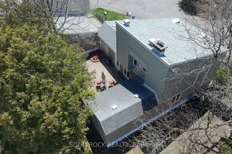29 Jackson Court Kanata ON K2K 1B6