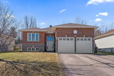 669 Fairview Avenue S Laurentian Valley ON K8A 8N4
