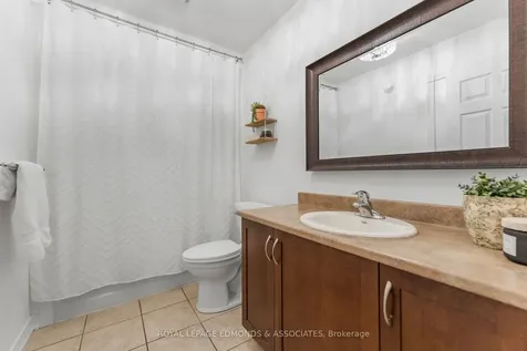 669 Fairview Avenue S Laurentian Valley ON K8A 8N4