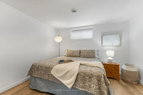 669 Fairview Avenue S Laurentian Valley ON K8A 8N4