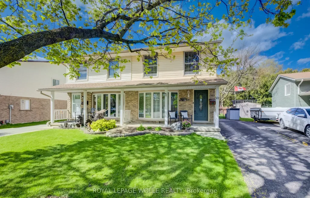 10 Meadow Woods Crescent Kitchener ON N2N 1S5