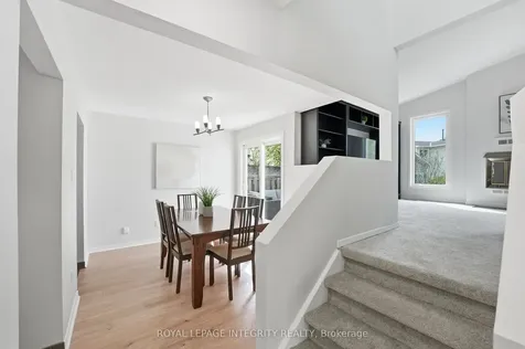 40 Barra Avenue Kanata ON K2L 2S1
