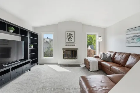40 Barra Avenue Kanata ON K2L 2S1
